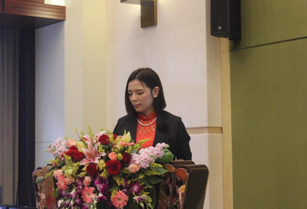 實業興邦,產業報國:2017,擼起袖子加油干 實業興邦,產業報國:2017,擼起袖子加油干